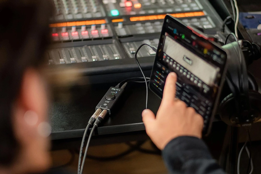 ik-multimedia-irig-hd-x-gitarlar-icin-24bit-96khz-ses-karti-asimetrik-e-ticaret-gorsel1